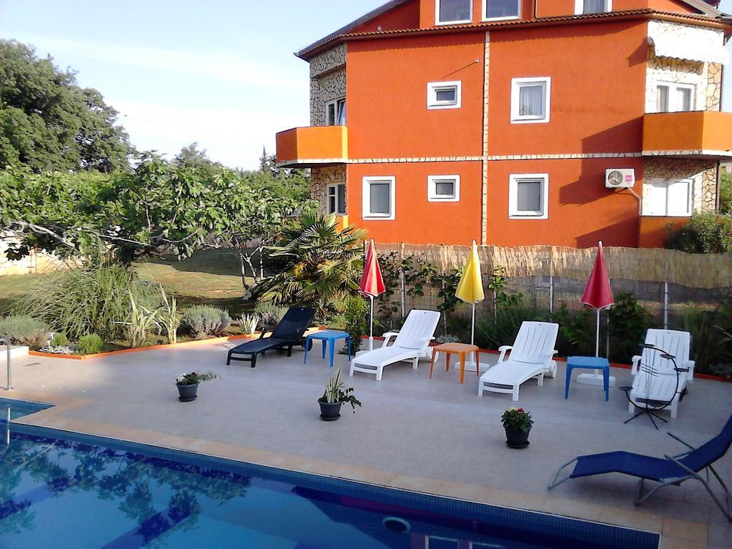 Apartments Dugonjic Umag Pokoj fotografie